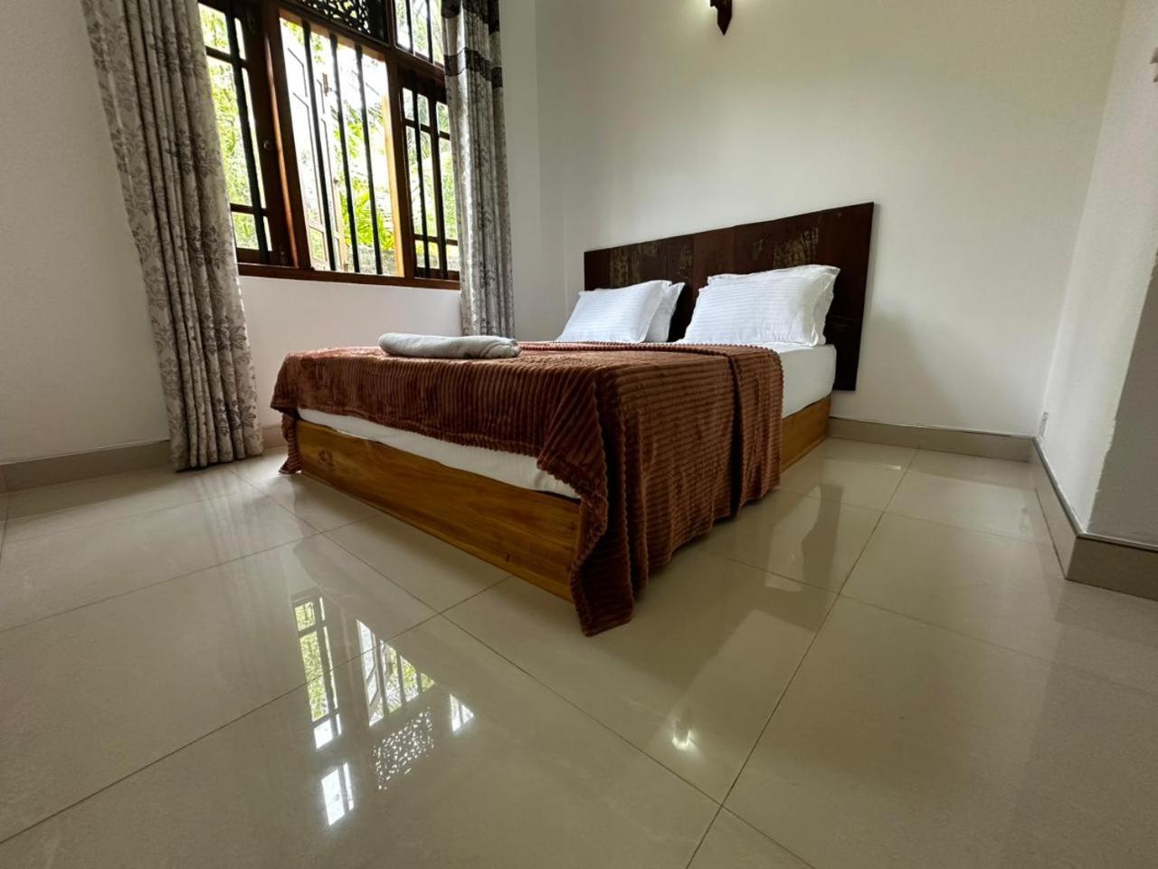 Ferienwohnung Curve Hiri Dikwella Exterior foto